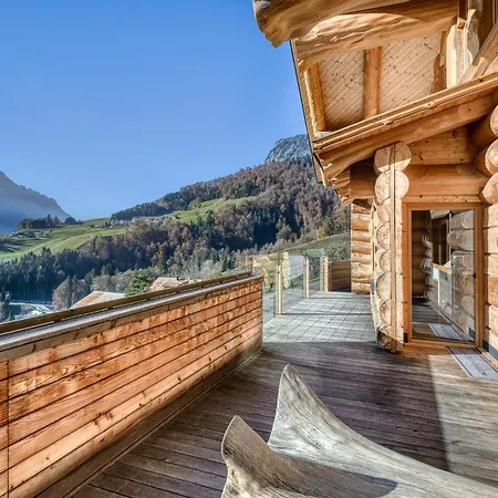 Sonnenchalet Bomhuesle 샬레